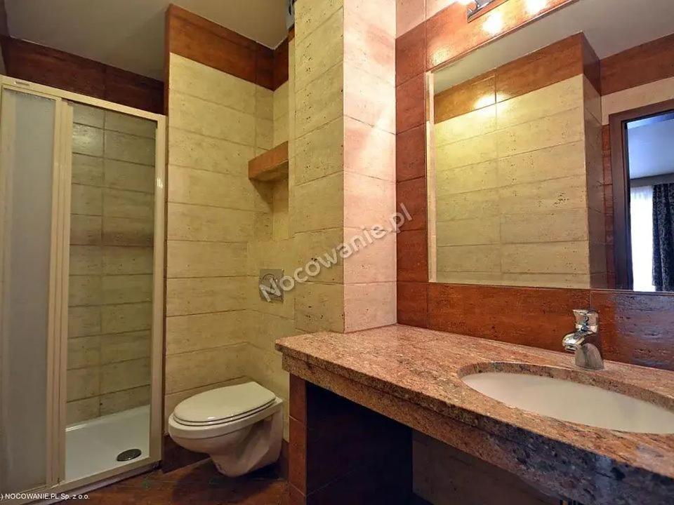 Dom Goscinny Zlota Rybka Dziwnów Extérieur photo