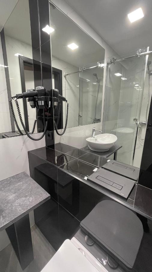 Dom Goscinny Zlota Rybka Dziwnów Extérieur photo