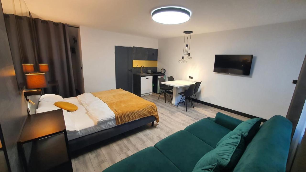 Dom Goscinny Zlota Rybka Dziwnów Extérieur photo