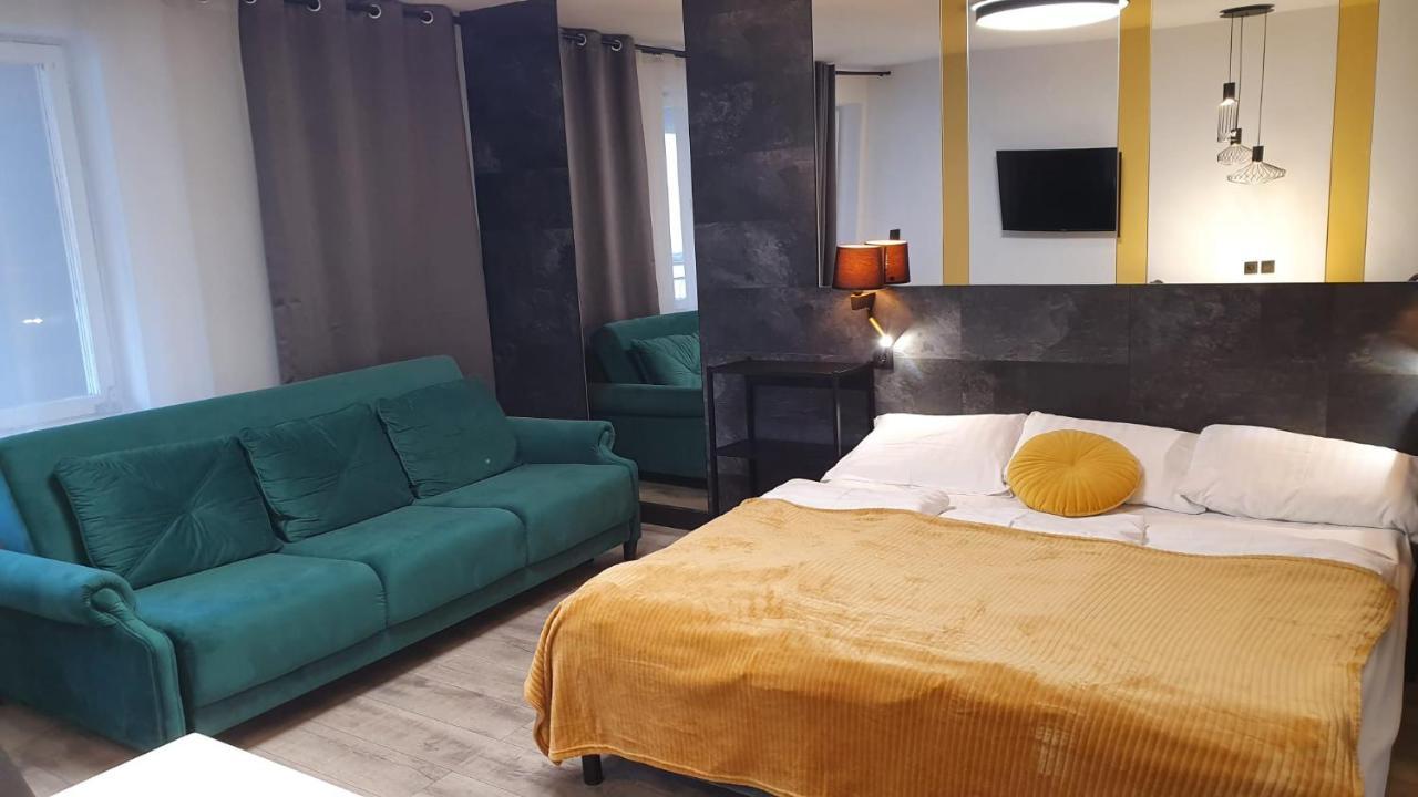 Dom Goscinny Zlota Rybka Dziwnów Extérieur photo