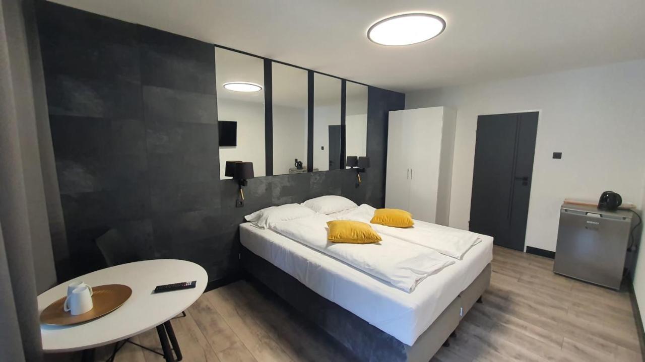 Dom Goscinny Zlota Rybka Dziwnów Extérieur photo