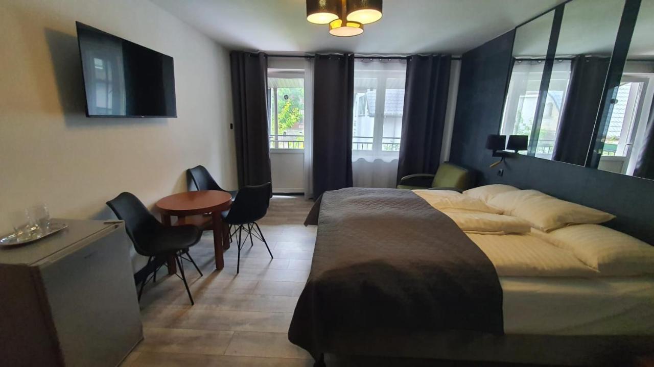 Dom Goscinny Zlota Rybka Dziwnów Extérieur photo